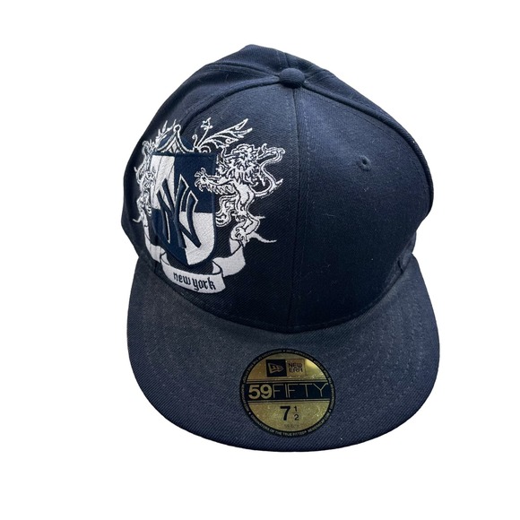 New Era Other - New Era New York Yankees Family Crest Logo Hat 59Fifty Fitted 7 1/2